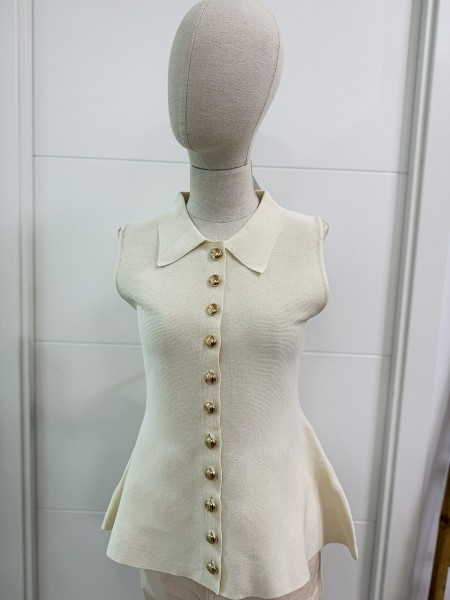 TOP PUNTO POLO ABOTONADO BEIGE