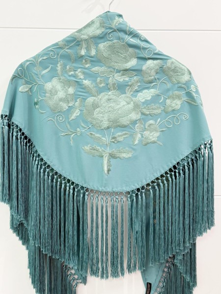 MANTÓN VERDE ESPUMA DE MAR