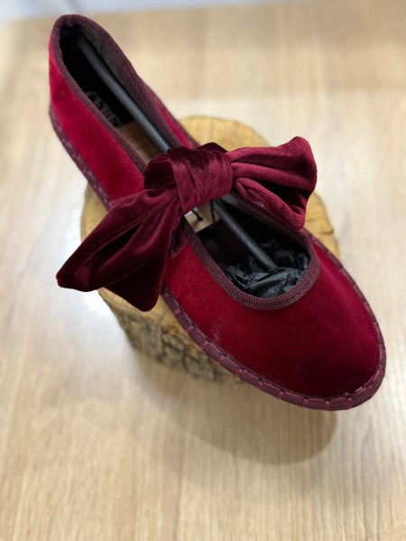 MERCEDITASTERCIOPELO  LAZO GRANATE