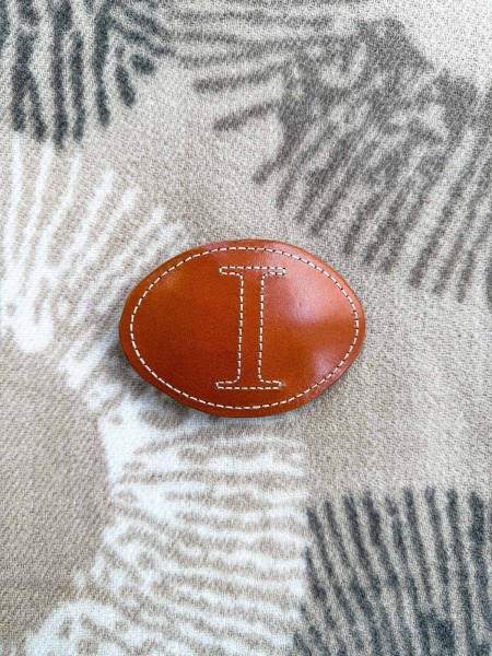 HEBILLA OVALO PIEL AVELLANA I