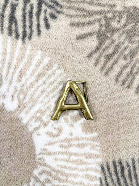 HEBILLA LETRA SIMPLE A