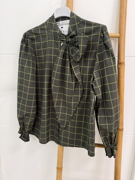 BLUSA JULIETA VERDE 2