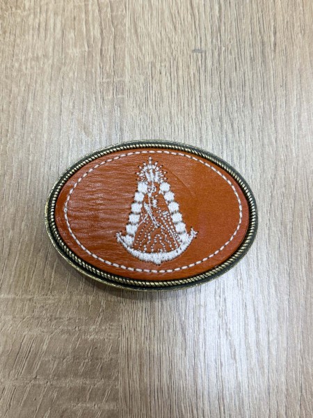 HEBILLA VIRGEN OVALADA PIEL Y METAL