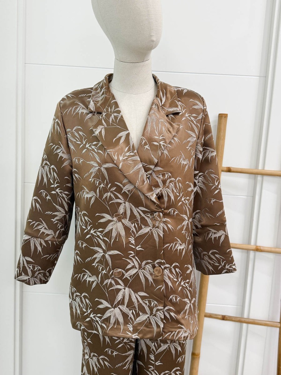 CONJUNTO FLORAL CHOCOLATE